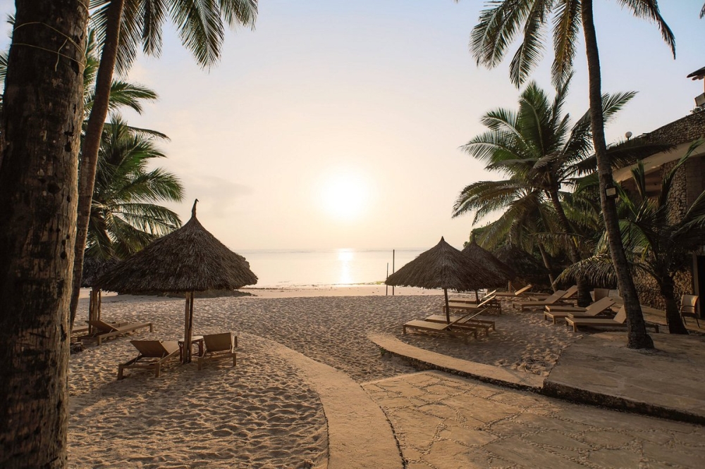 Leopard Beach Resort and Spa