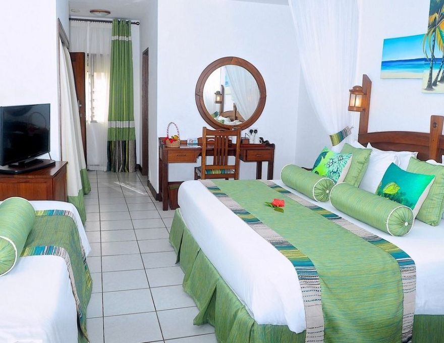 Voyager Beach Resort 3