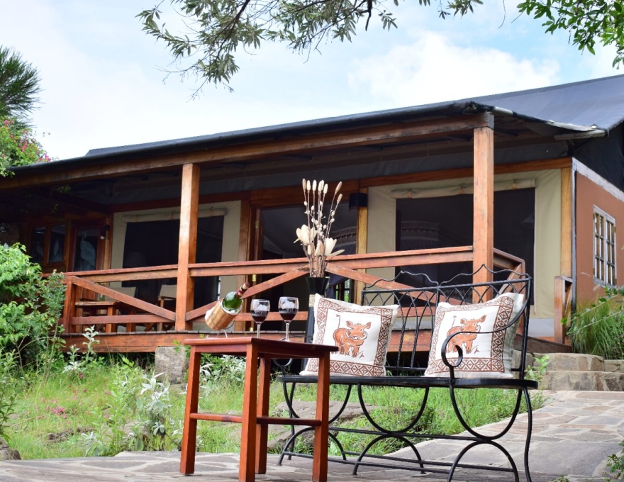 Mara West Camp Lodge
