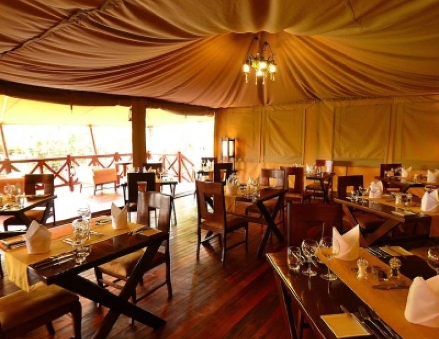 Kiboko Luxury Camp